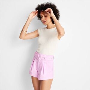 Belted short, brand new!